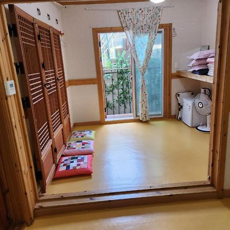 Hotel Beautiful House Jeonju Esterno foto