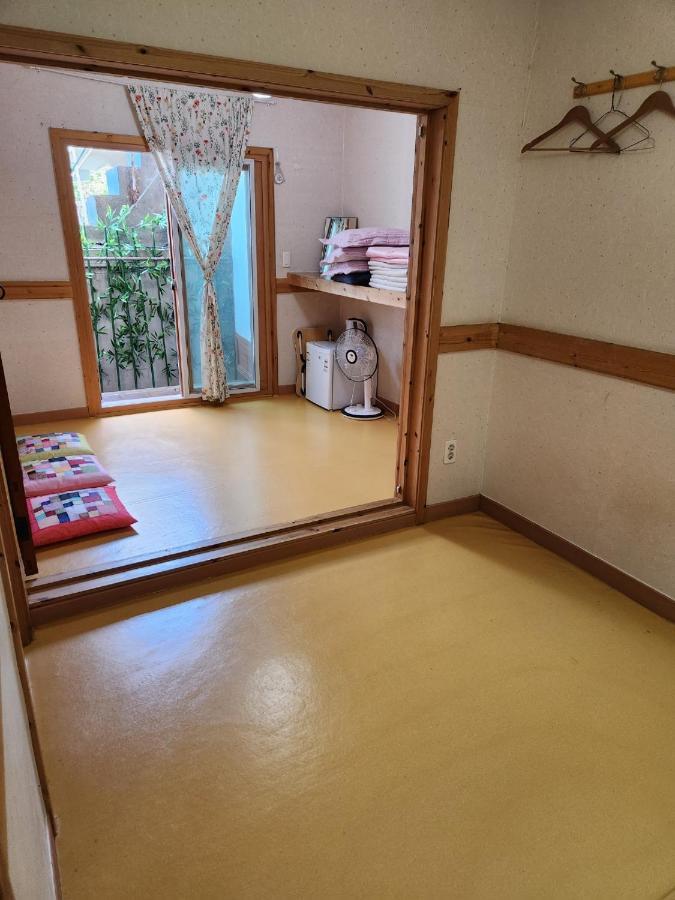 Hotel Beautiful House Jeonju Esterno foto