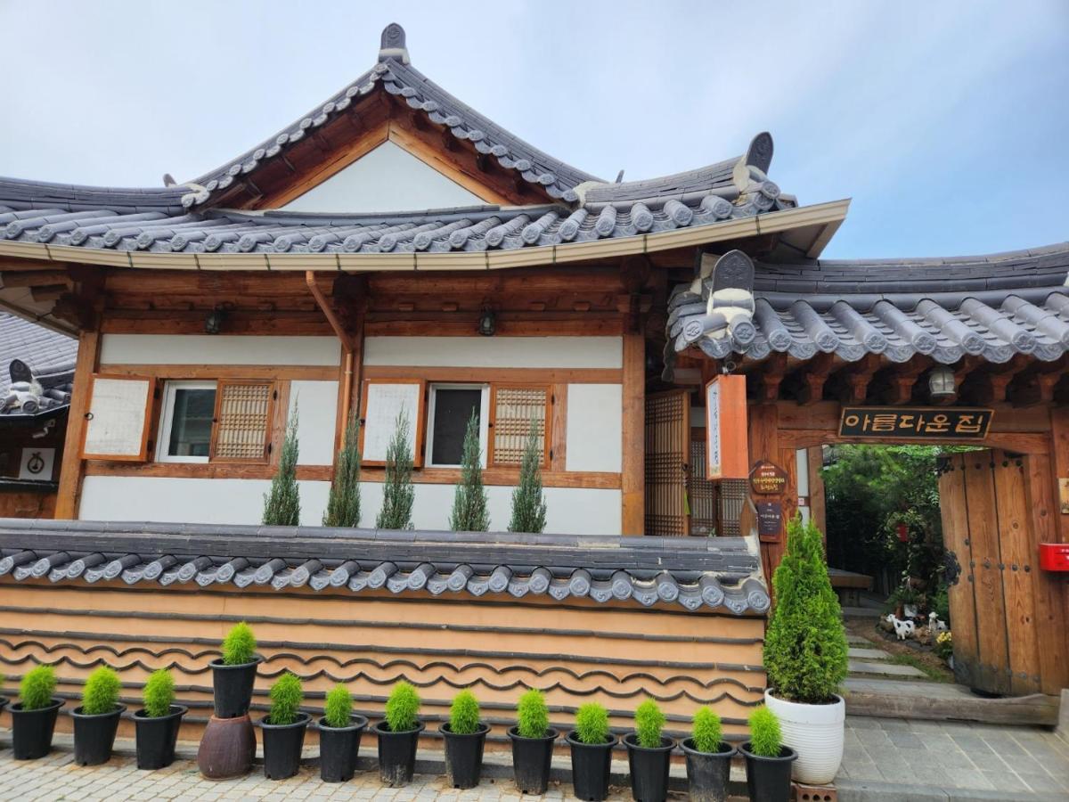 Hotel Beautiful House Jeonju Esterno foto