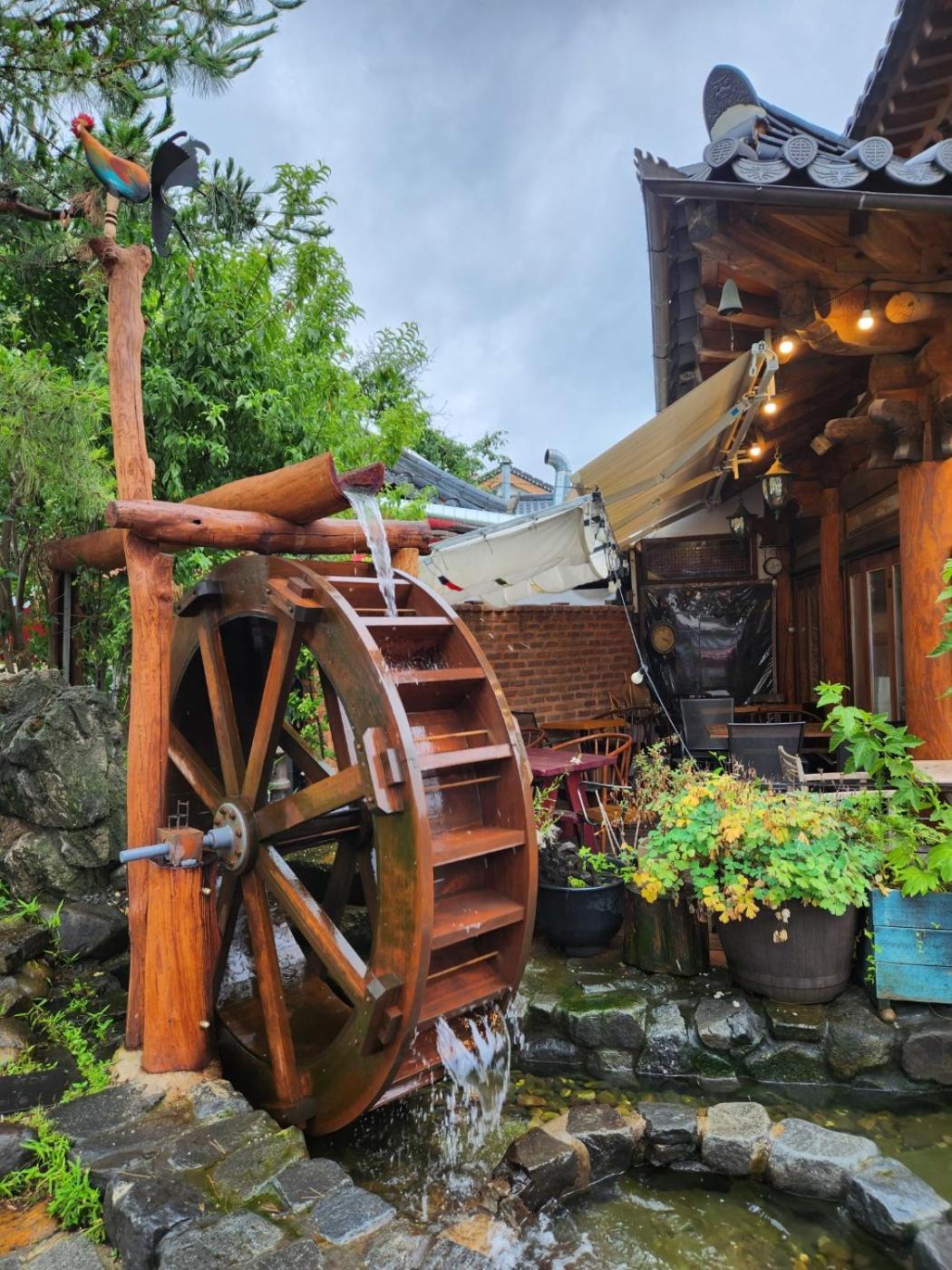 Hotel Beautiful House Jeonju Esterno foto
