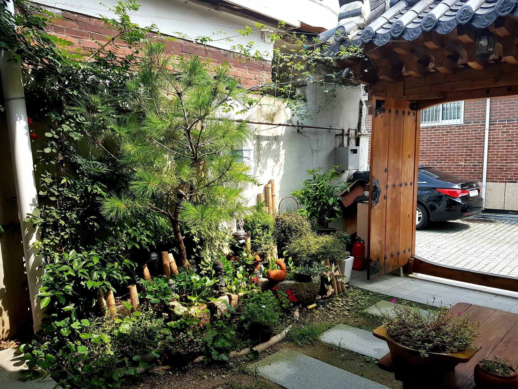 Hotel Beautiful House Jeonju Esterno foto